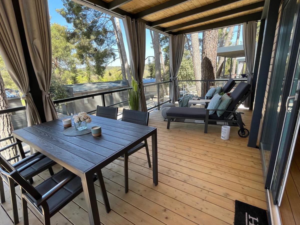 Harmonia Mobile Home Rovinj Eksteriør billede