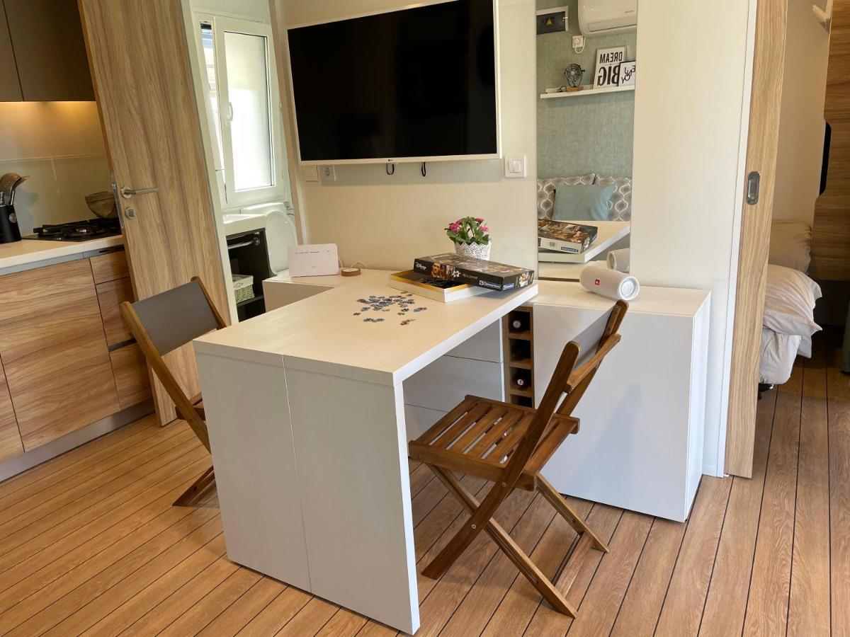 Harmonia Mobile Home Rovinj Eksteriør billede
