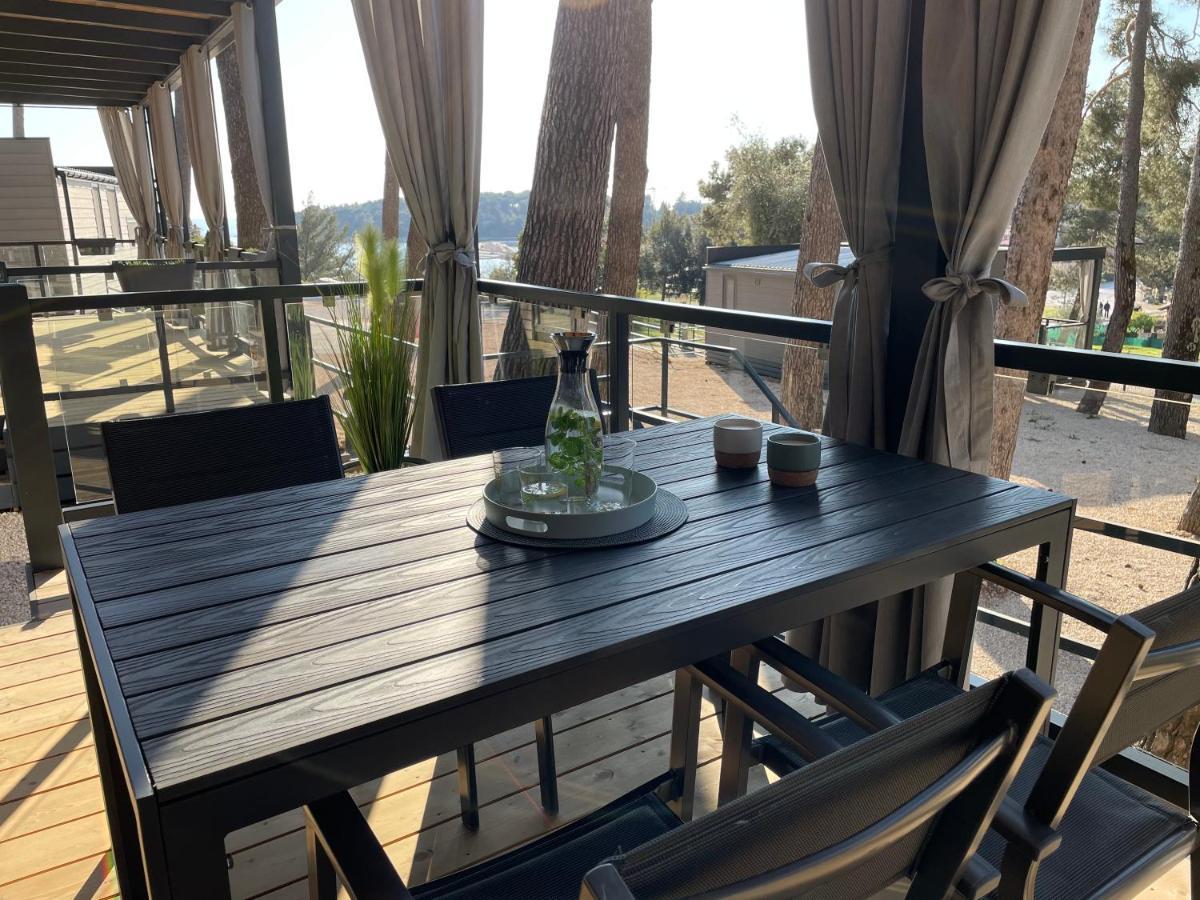 Harmonia Mobile Home Rovinj Eksteriør billede